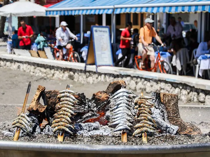 Espetos en la playa de Pedregalejo, Málaga